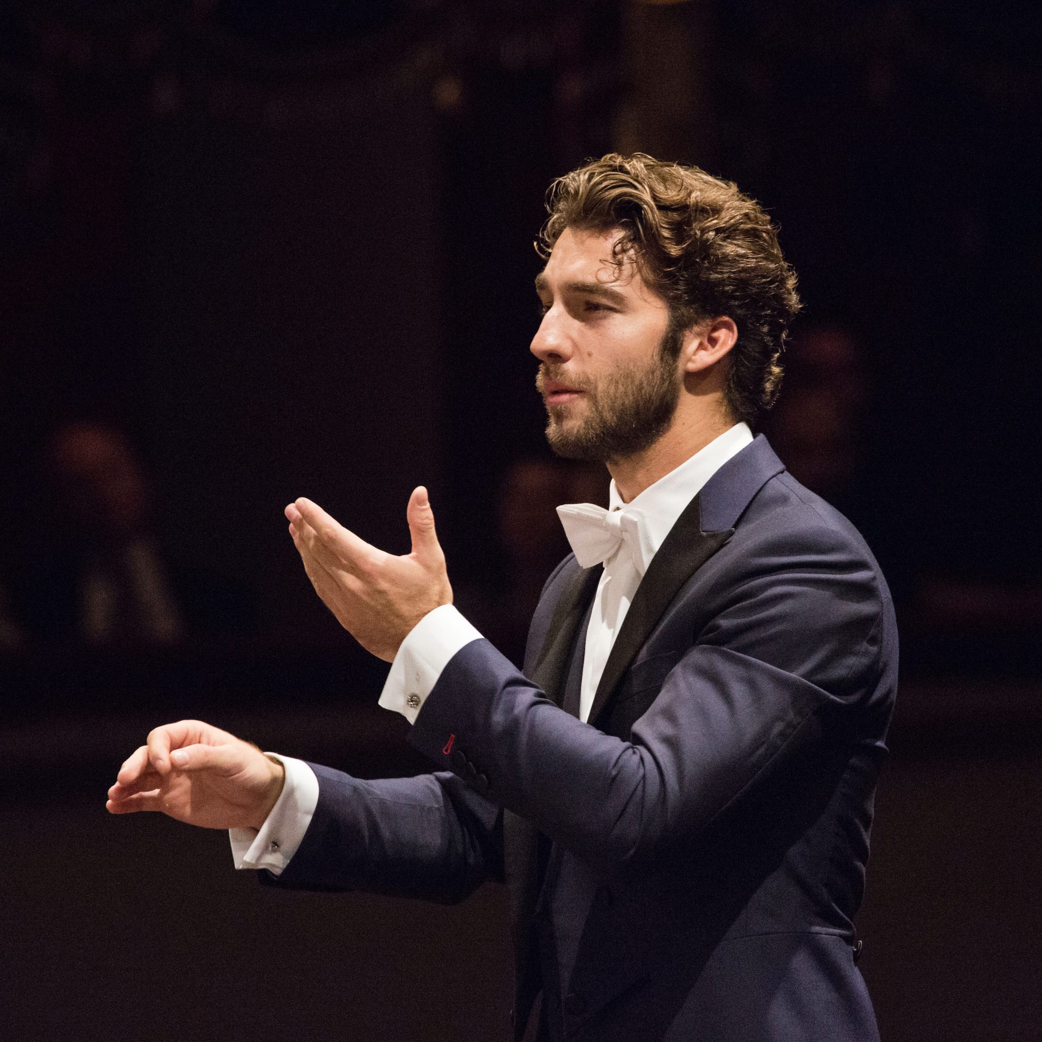 Lorenzo Viotti Hilbert Artists Management GmbH